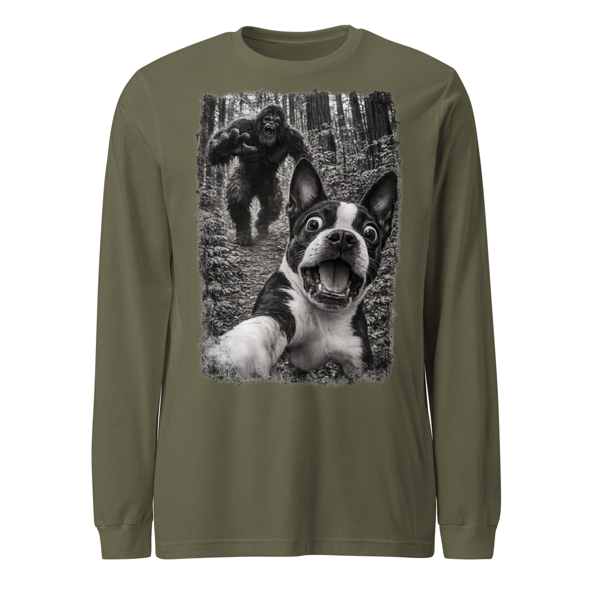 Boston Terrier Bigfoot Chase – Funny Sasquatch Dog Graphic Unisex Long Sleeve Tee . Military Green